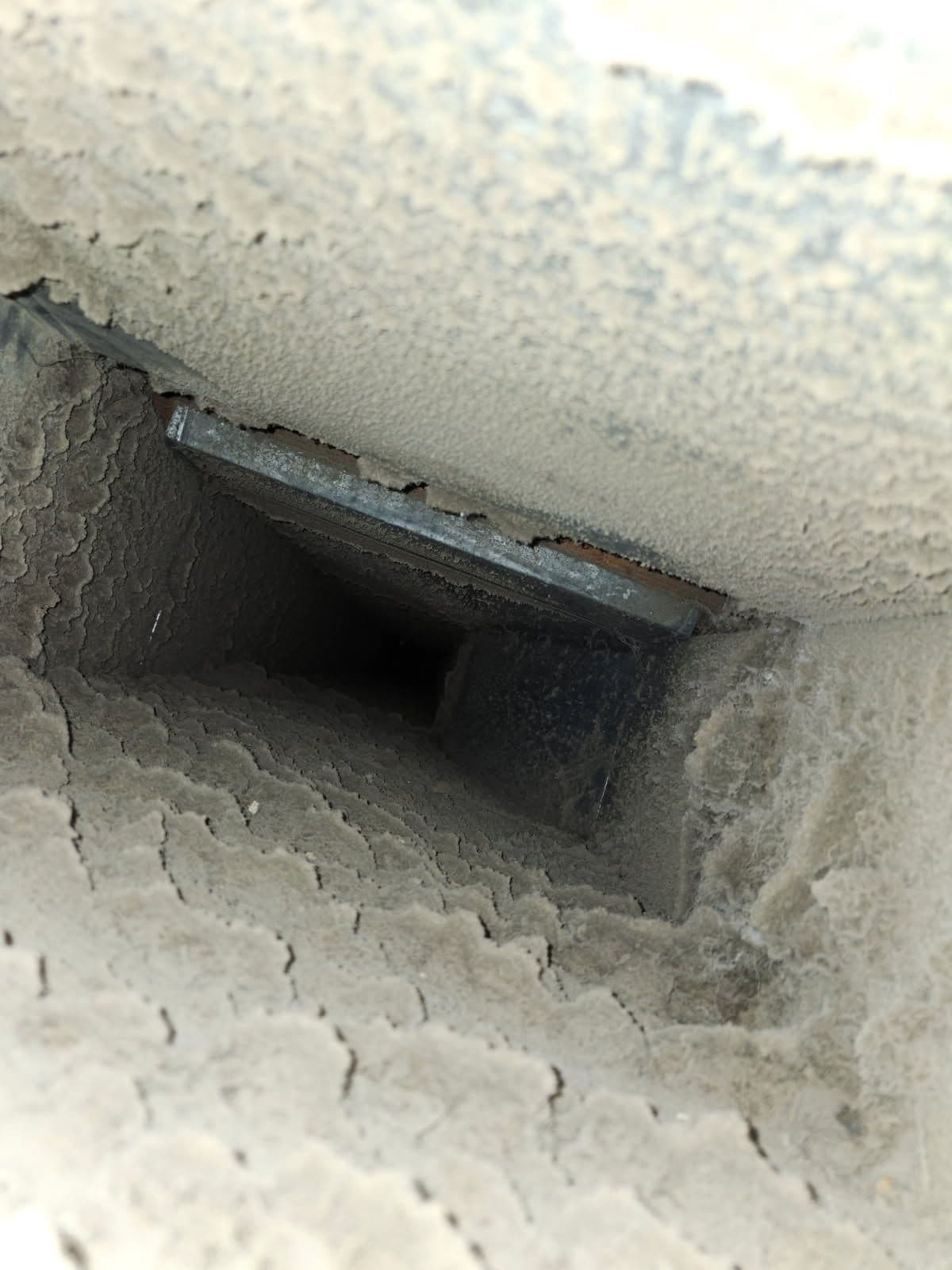 Duct and Vent Cleaning in Ashwaubenon